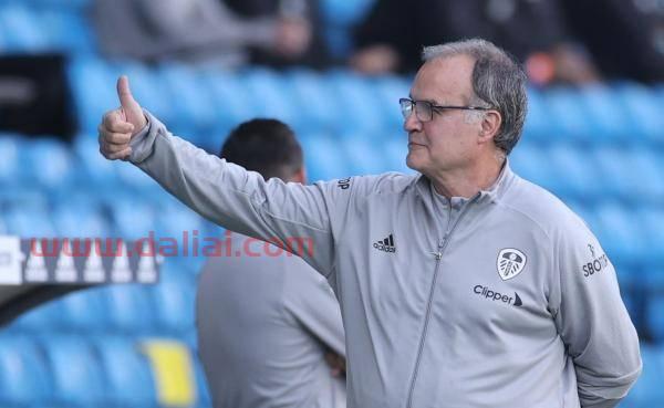 贝尔萨被称为 疯子 教练,他到底有多疯狂 (疯子贝尔萨执教的西甲球队)