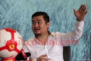 主持人看中国足球比赛,***体育频道足球解说员有哪些?