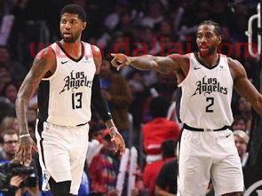 快船球员伦纳德穿的鞋子 大手掌 商标遭盗用 伦纳德将耐克告上法庭