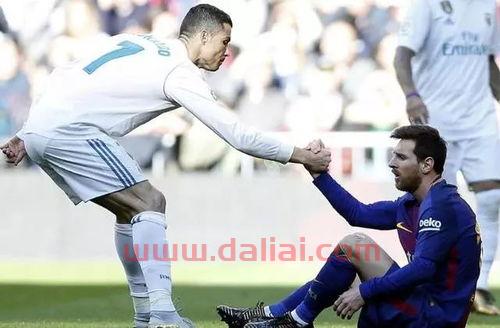 梅西与c罗的背影图片,求C罗和梅西的高清大图