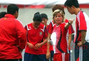 女足国足历任主教练(历任女足国家队教练)